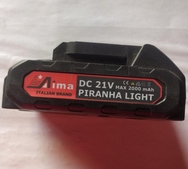 BATTERIA AIMA PIRANHA LIGHT